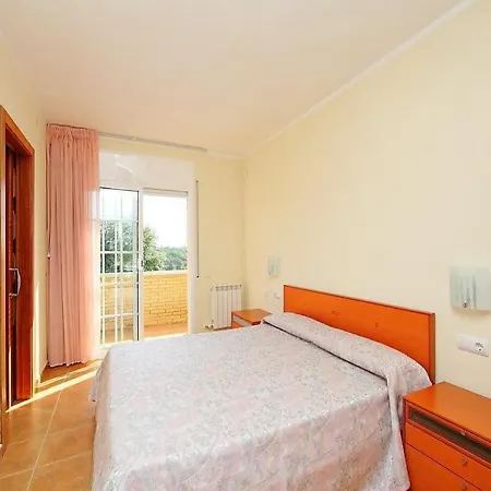 4 Bedrooms With Private Pool Terrace And Wifi At فيلة *