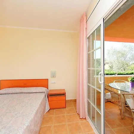 4 Bedrooms With Private Pool Terrace And Wifi At